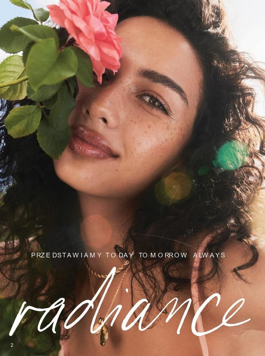 Gazetka promocyjna Avon str. 2